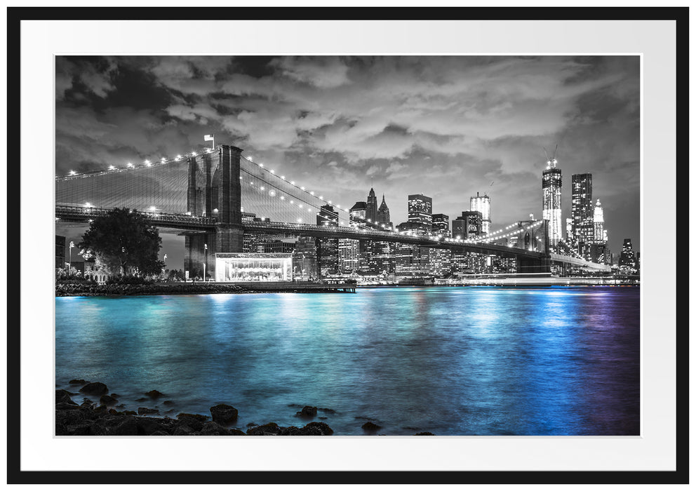 Pixxprint New York Skyline B&W, im Galerie-Passepartout Bilderrahmen