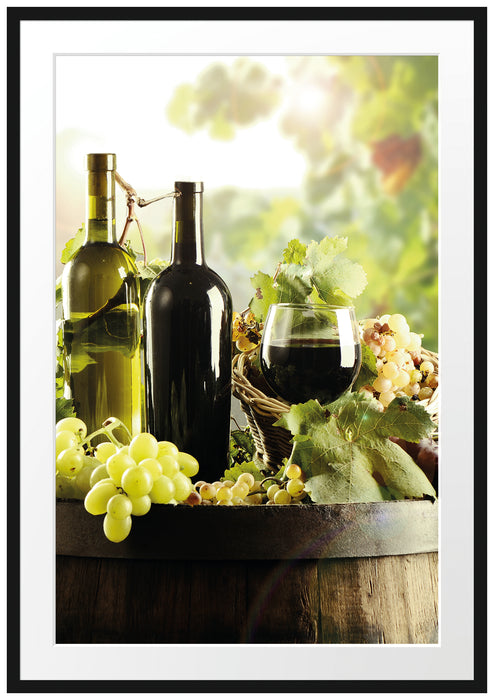 Pixxprint Weintrauben am Fass, im Galerie-Passepartout Bilderrahmen
