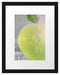 Grüner saftiger Apfel mit Wasserperlen Passepartout 38x30