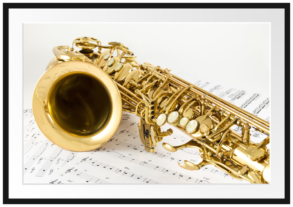 Pixxprint Saxophon auf Notenpapier, im Galerie-Passepartout Bilderrahmen