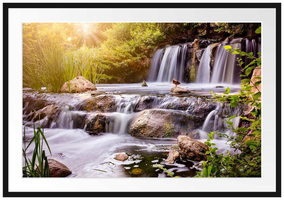 Pixxprint Wasserfall, im Galerie-Passepartout Bilderrahmen