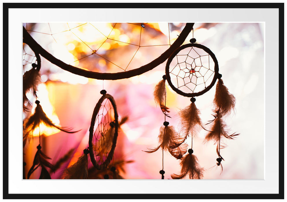 Pixxprint Traumfänger bei Sonnenuntergang, im Galerie-Passepartout Bilderrahmen