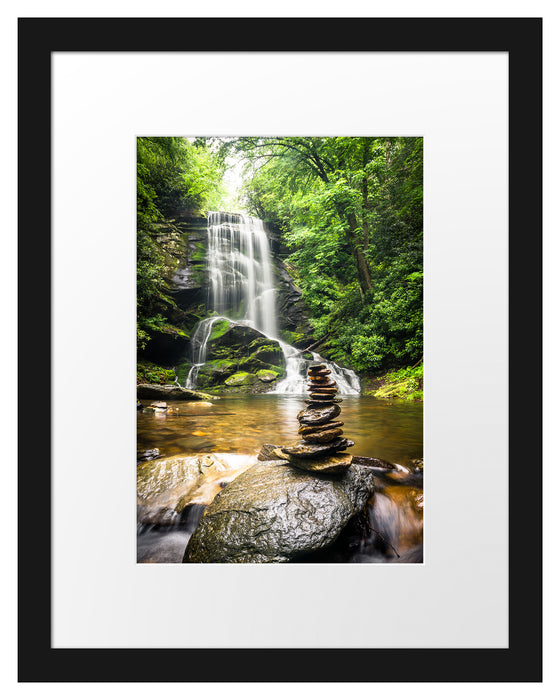 Zen Steine vor Wasserfall Passepartout 38x30