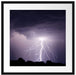 Einschlagender Blitz schwarz weiß Passepartout Quadratisch 55x55