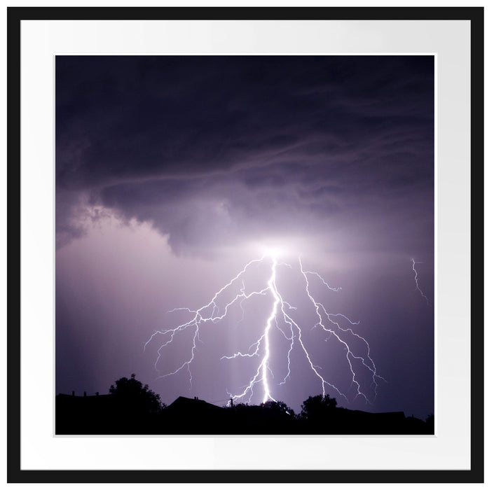 Einschlagender Blitz schwarz weiß Passepartout Quadratisch 70x70