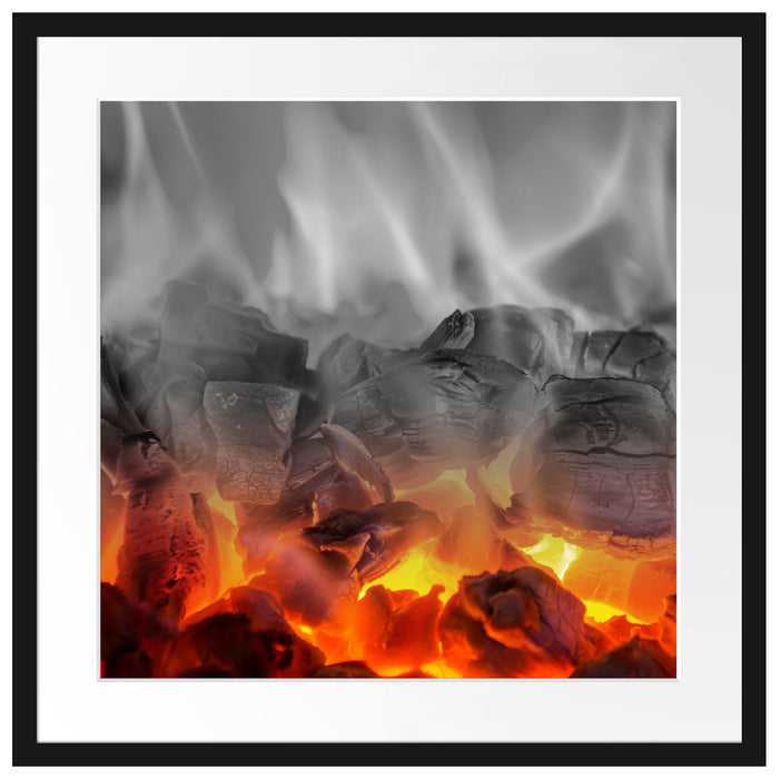 brennende Holzkohle in Kamin Passepartout Quadratisch 55x55