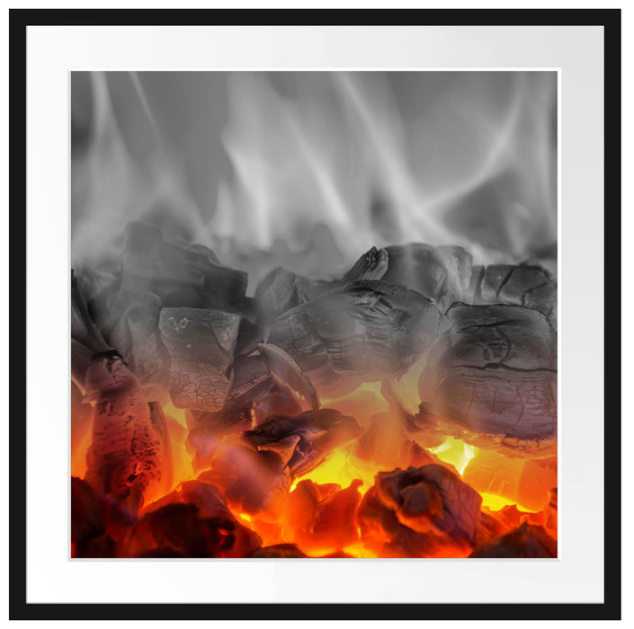 brennende Holzkohle in Kamin Passepartout Quadratisch 70x70