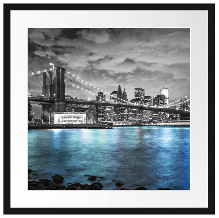New York Skyline B&W Passepartout Quadratisch 55x55