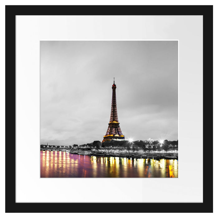 Eifelturm in Paris B&W Passepartout Quadratisch 40x40