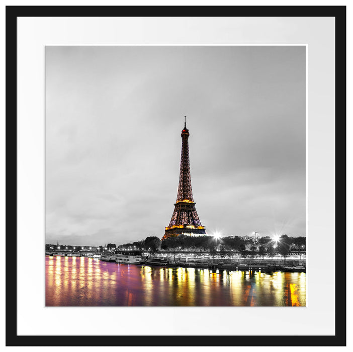 Eifelturm in Paris B&W Passepartout Quadratisch 55x55