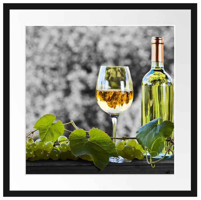 Weinverkostung im Sommer Passepartout Quadratisch 55x55