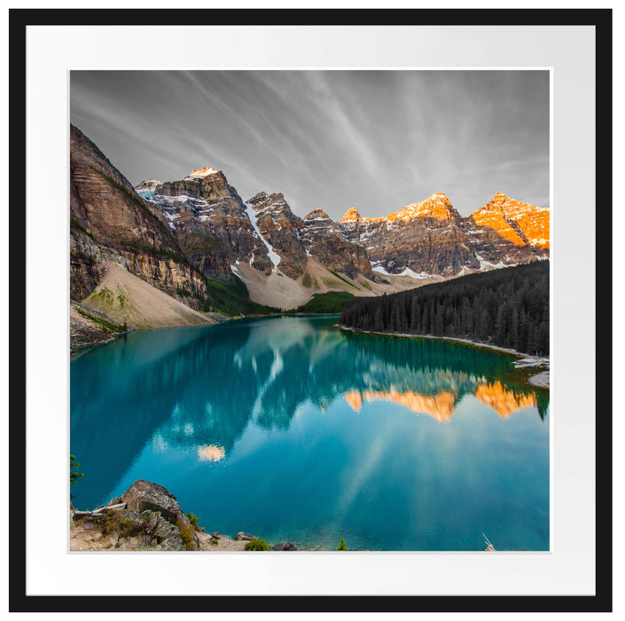 Moraine Lake in Canada Passepartout Quadratisch 70x70