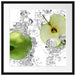 saftig grüne Äpfel im Wasser Passepartout Quadratisch 55x55