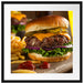 Saftiger Chili Cheese Burger Passepartout Quadratisch 55x55