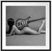 Nackte Frau mit Gitarre Passepartout Quadratisch 70x70