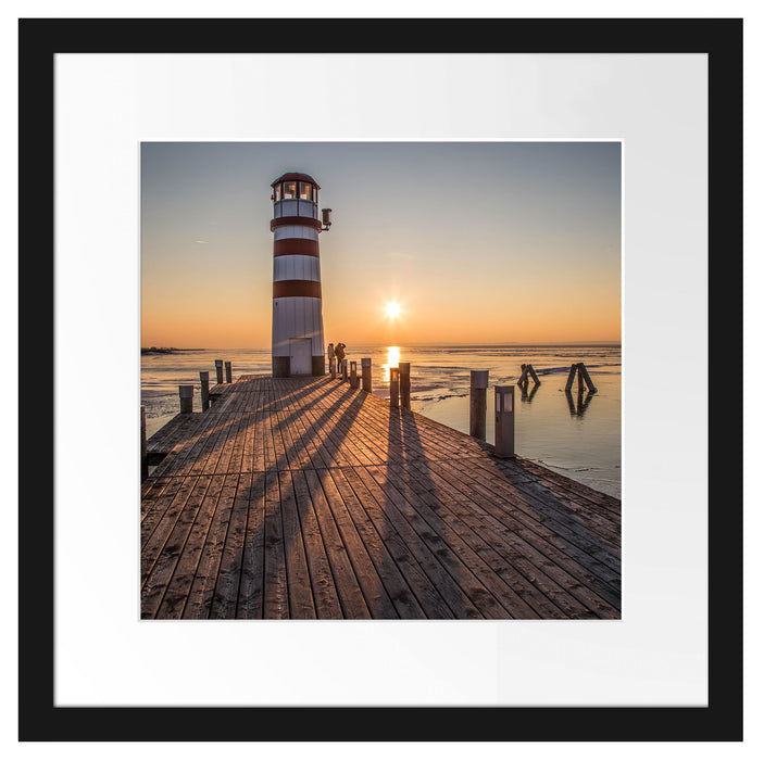 Leuchtturm vor Sonnenuntergang Passepartout Quadratisch 40x40