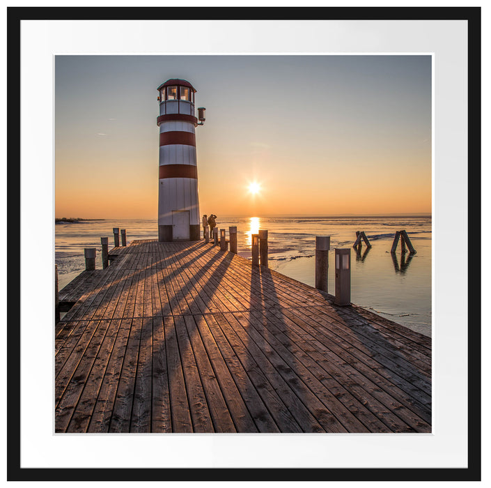 Leuchtturm vor Sonnenuntergang Passepartout Quadratisch 70x70