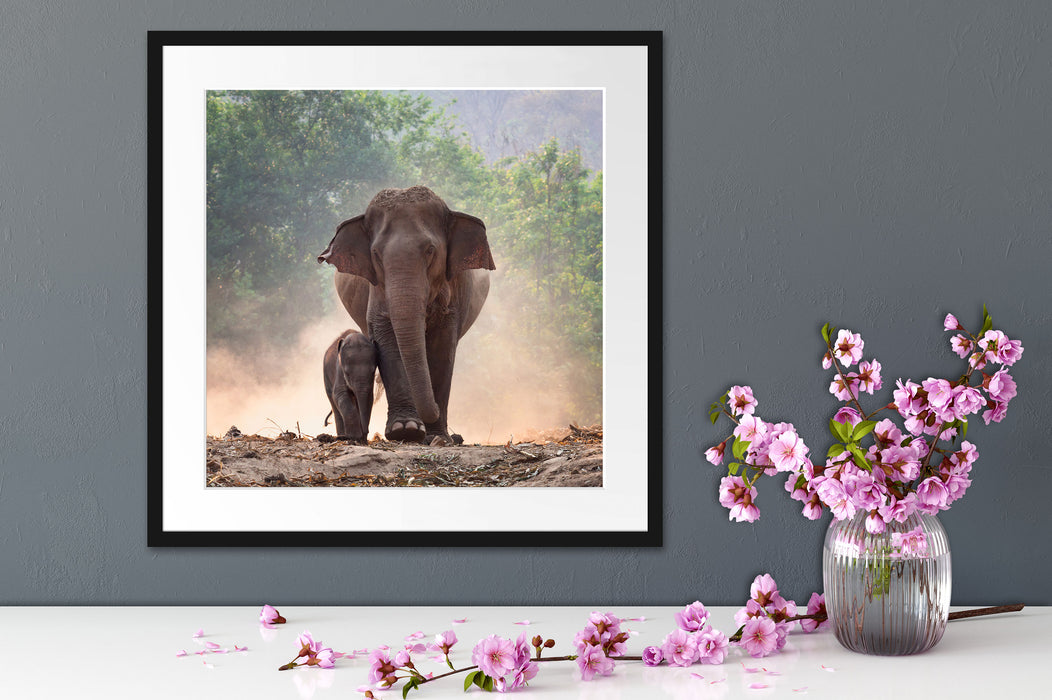 Elefantenbaby mit Mutter Quadratisch Passepartout Dekovorschlag