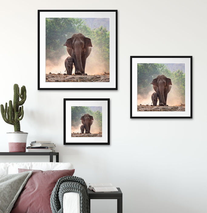 Elefantenbaby mit Mutter Quadratisch Passepartout Wohnzimmer