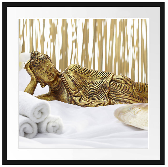 goldener Buddha auf Handtuch Passepartout Quadratisch 70x70