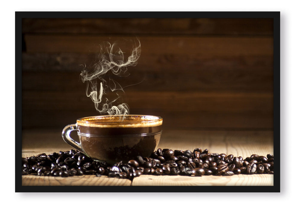Kaffee zwischen Kaffeebohnen, Poster mit Bilderrahmen