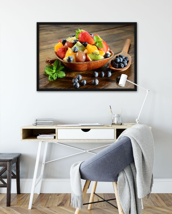 Schale voll mit frischem Obst, Poster mit Bilderrahmen