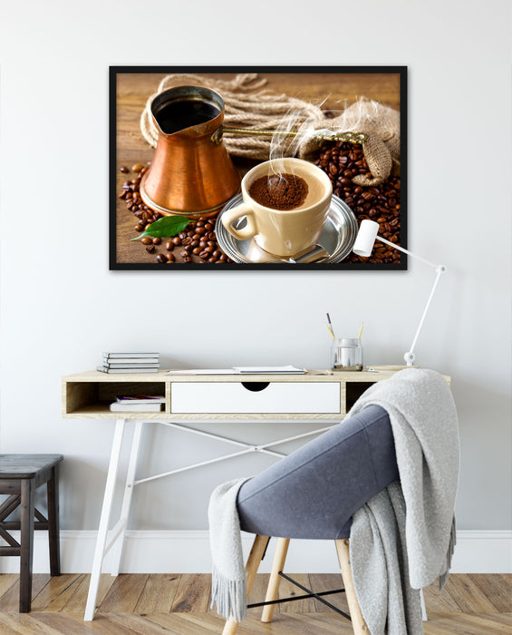 Frisch Kaffee mit Kaffeebohnen, Poster mit Bilderrahmen