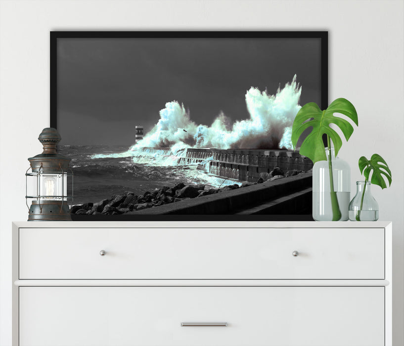 unruhiges Meer und hohe Wellen, Poster mit Bilderrahmen