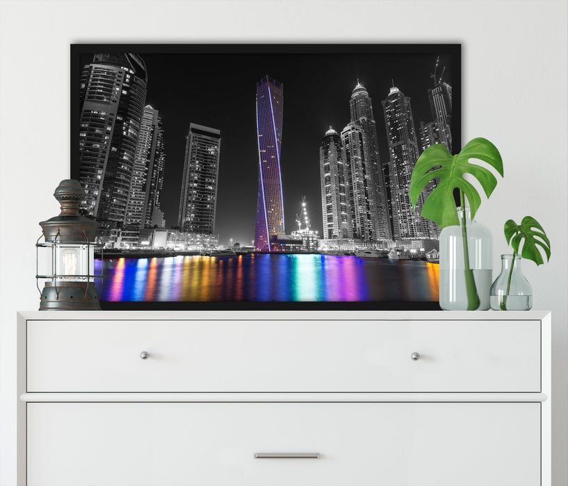Skyline von Dubai bei Nacht, Poster mit Bilderrahmen