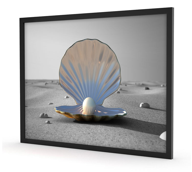 Perlenmuschel am Strand, Poster mit Bilderrahmen