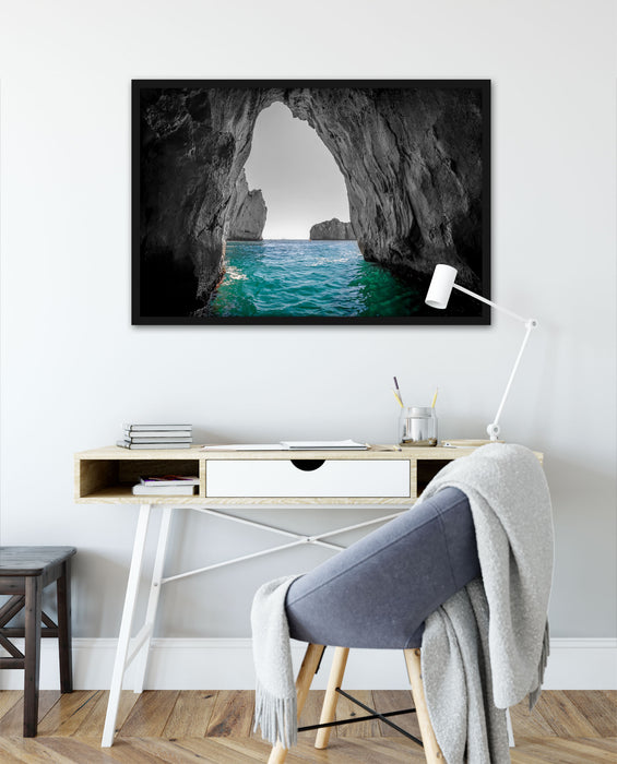 Felsenbucht im Meer, Poster mit Bilderrahmen