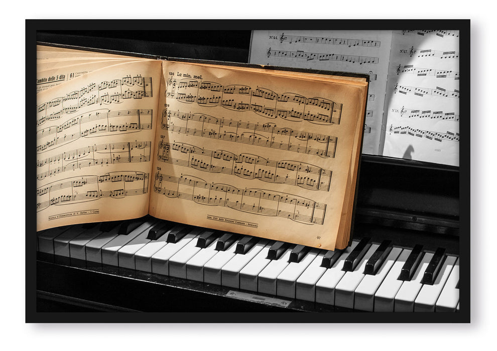 Pixxprint Notenbuch auf Piano, Poster mit Bilderrahmen