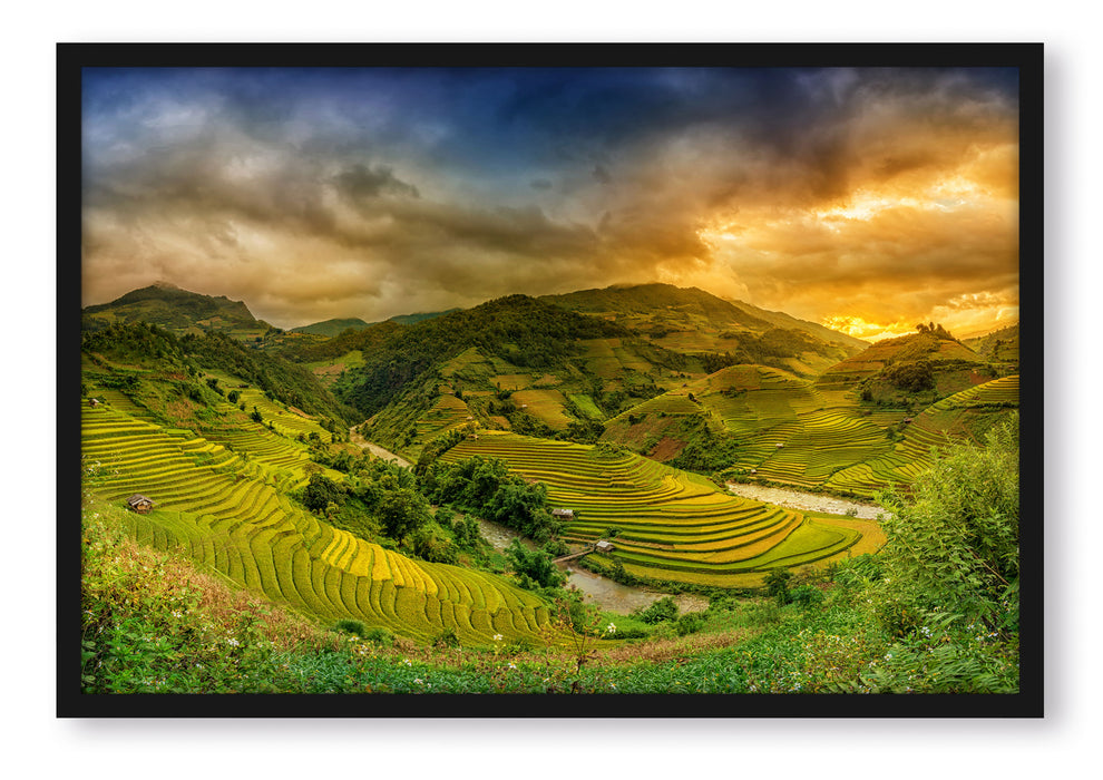 Pixxprint eine Berg Farm in Asien, Poster mit Bilderrahmen