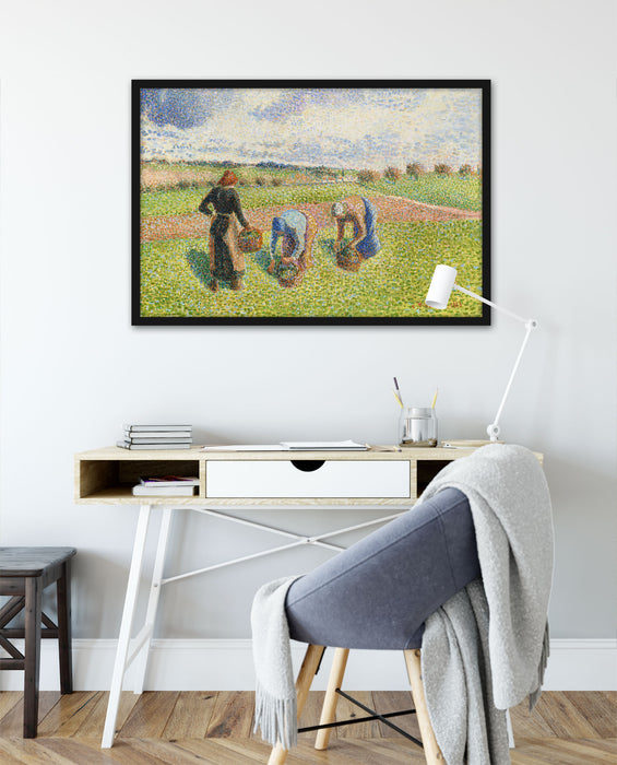 Camille Pissarro - PAYSANNES RAMASSANT DES HERBES ÉRAG, Poster mit Bilderrahmen