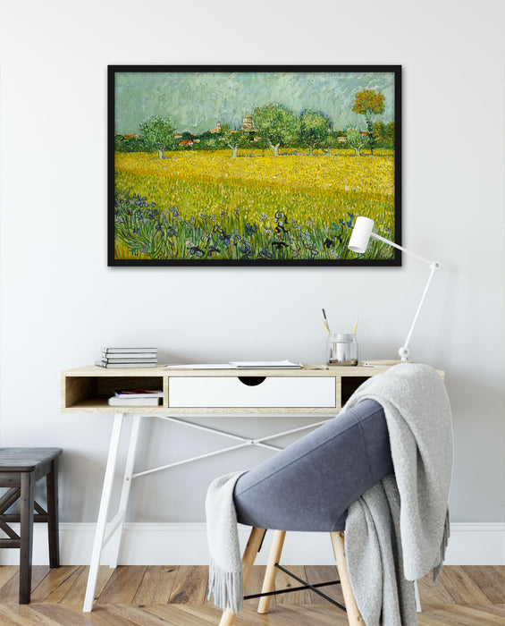 Vincent Van Gogh - Feld mit Blumen in der Nähe von Arle, Poster mit Bilderrahmen