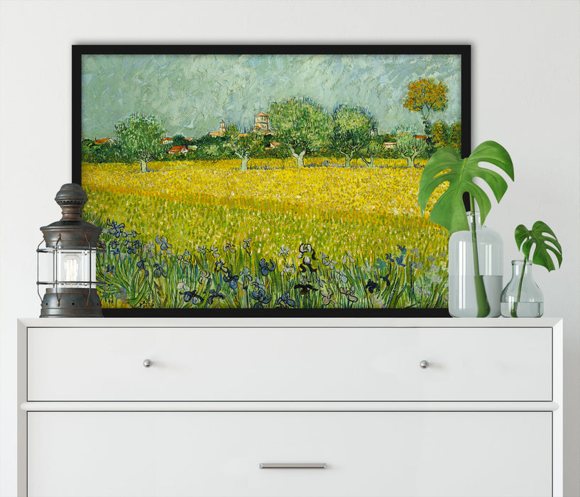 Vincent Van Gogh - Feld mit Blumen in der Nähe von Arle, Poster mit Bilderrahmen