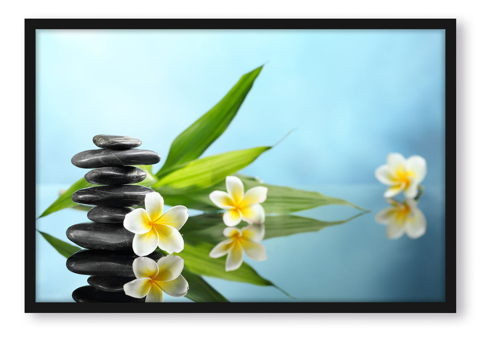 Zen Steinturm Monoi Blüten, Poster mit Bilderrahmen