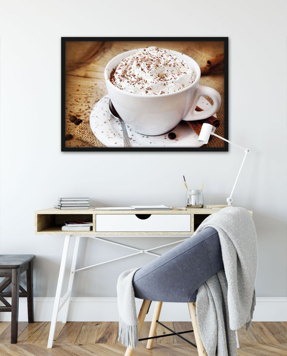 Frischer Kaffee mit Schokostreusel, Poster mit Bilderrahmen