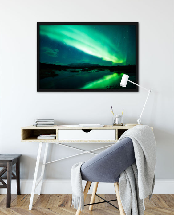 Polarlichter in Skandinavien, Poster mit Bilderrahmen