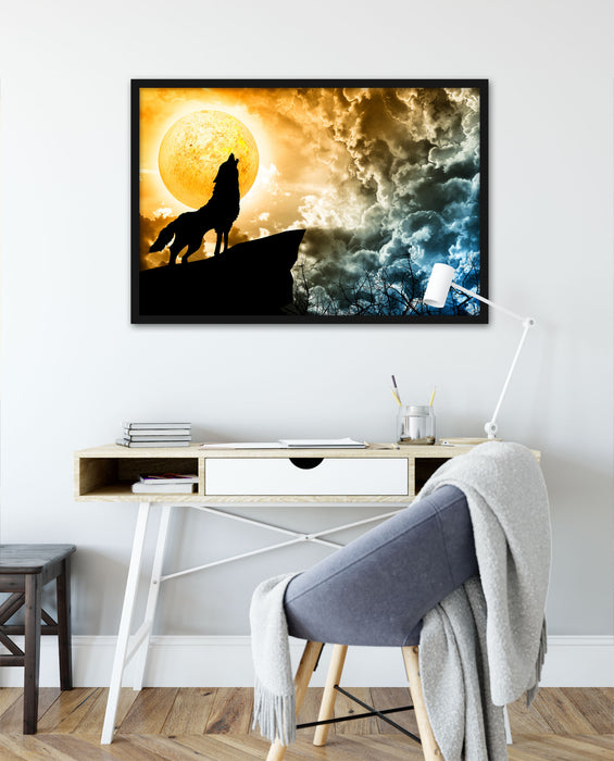 Wolf heult den Mond an, Poster mit Bilderrahmen