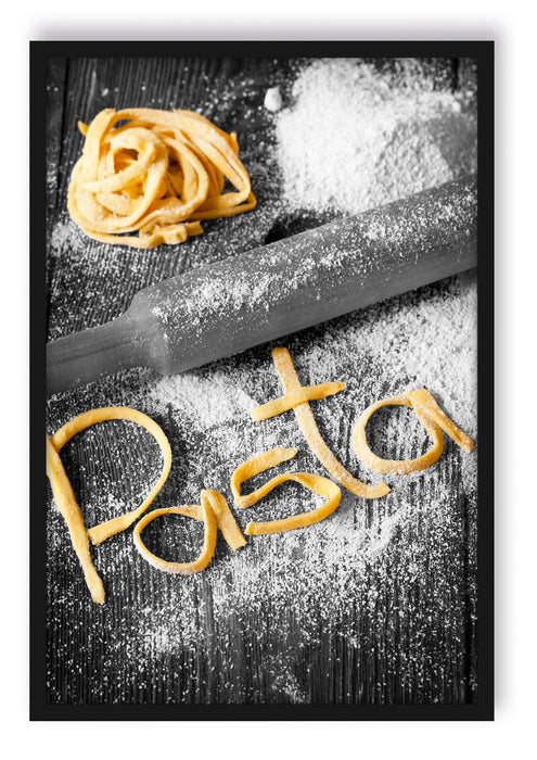 Pasta vor Nudelholz, Poster mit Bilderrahmen