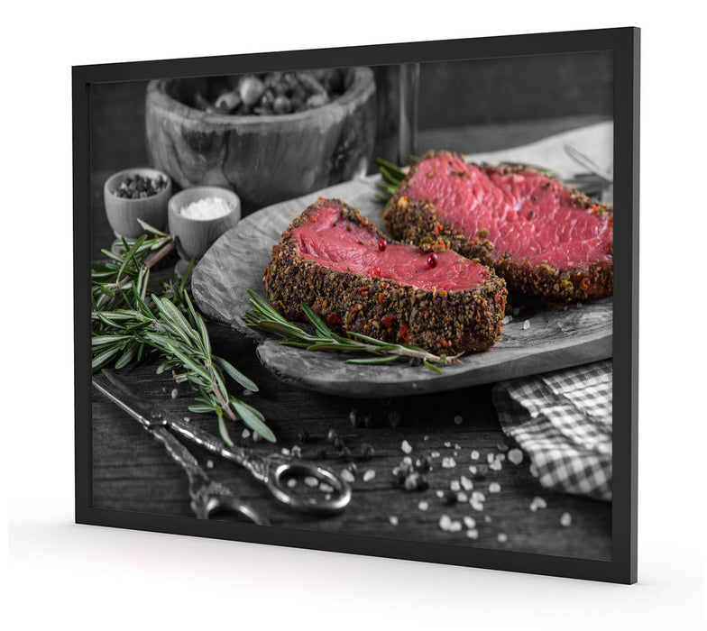 Saftiges Steak Zubereitung, Poster mit Bilderrahmen