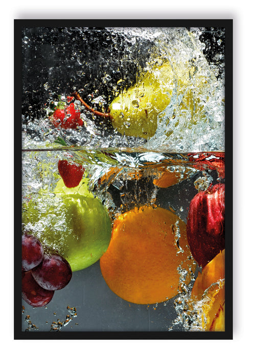 Pixxprint Früchte fallen ins Wasser, Poster mit Bilderrahmen