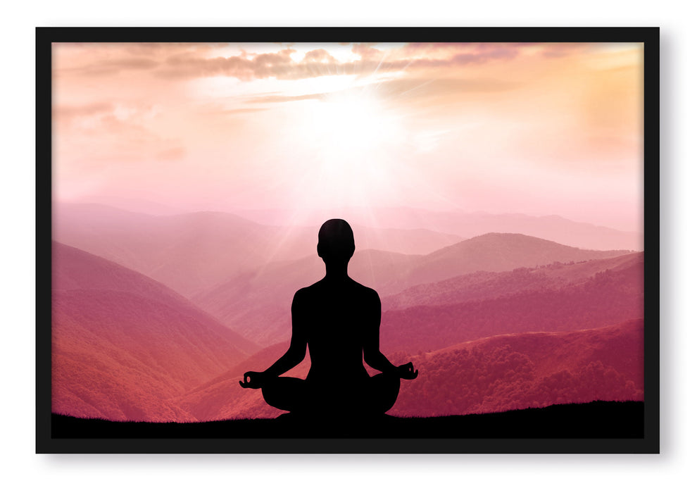 Meditierender Mensch in den Bergen, Poster mit Bilderrahmen