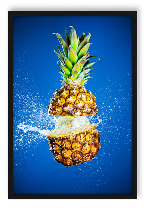 Pixxprint Ananas mit Wasser bespritzt, Poster mit Bilderrahmen