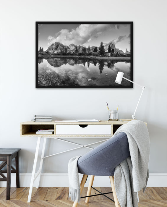 Dolomiten am See Limides, Poster mit Bilderrahmen