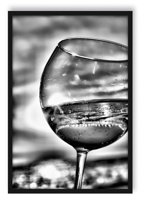 Pixxprint Weingläser am Meer, Poster mit Bilderrahmen