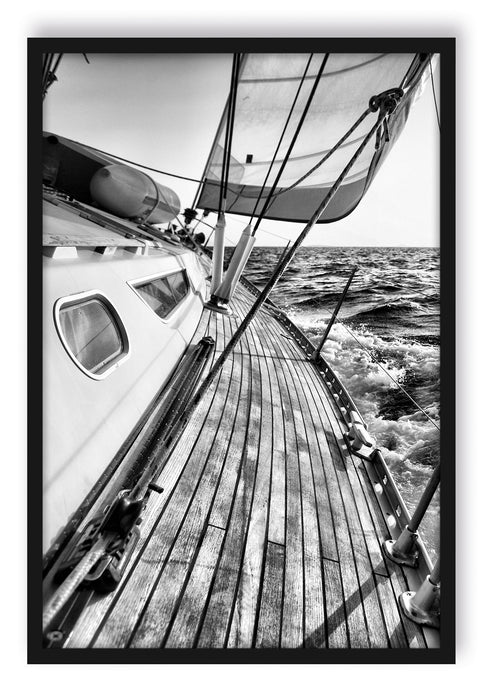 Segelboot im Meer, Poster mit Bilderrahmen