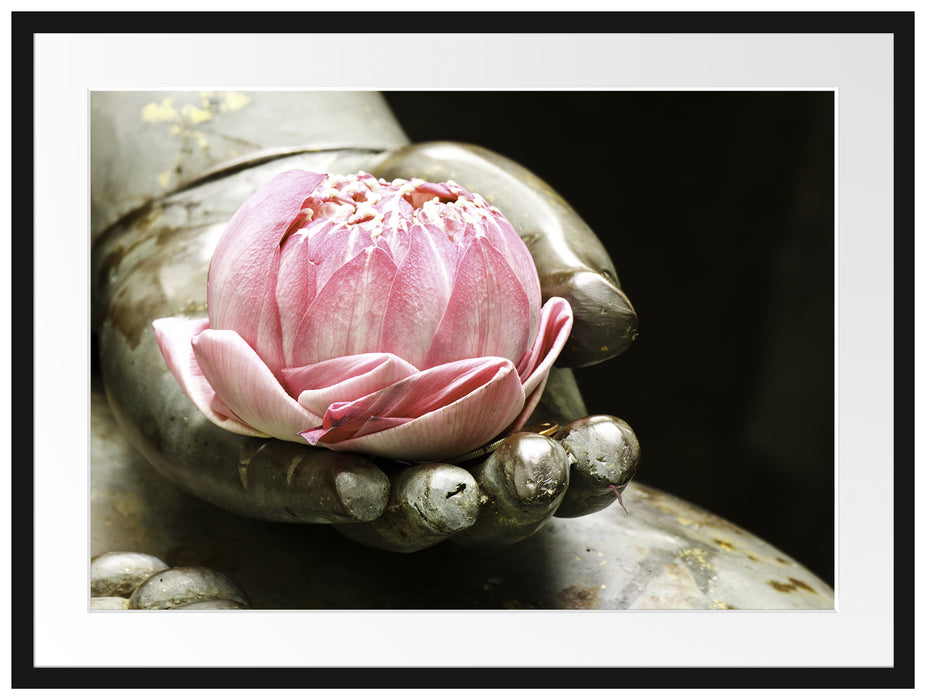 Lotus auf der Hand eines Buddhas Passepartout 80x60