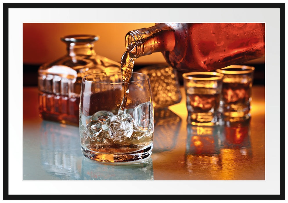 Pixxprint Edler Whiskey, im Galerie-Passepartout Bilderrahmen
